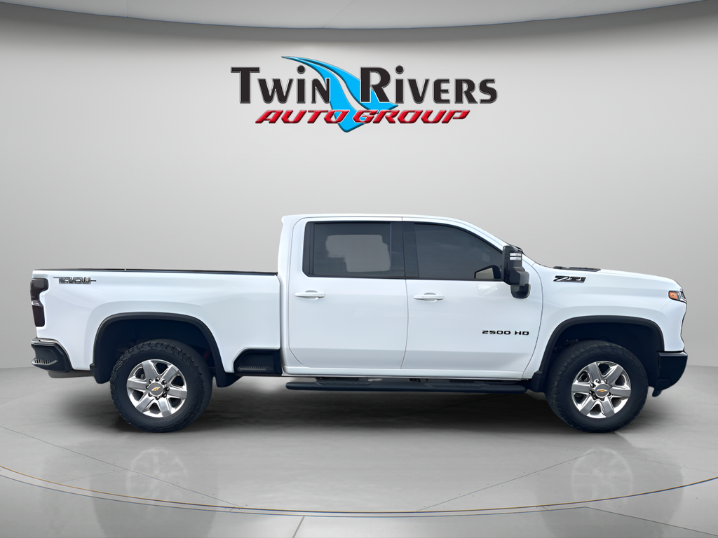 2025 Chevrolet Silverado 2500HD 4WD Crew Cab Standard Bed LTZ