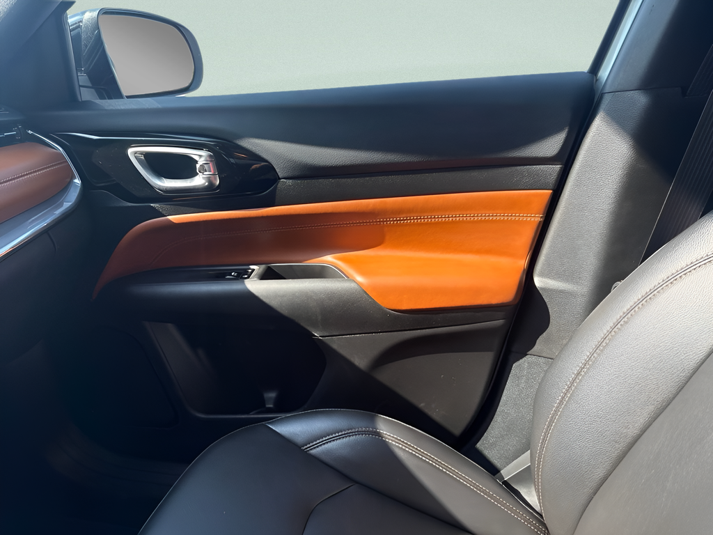 2024 Jeep Compass Limited - Photo 11