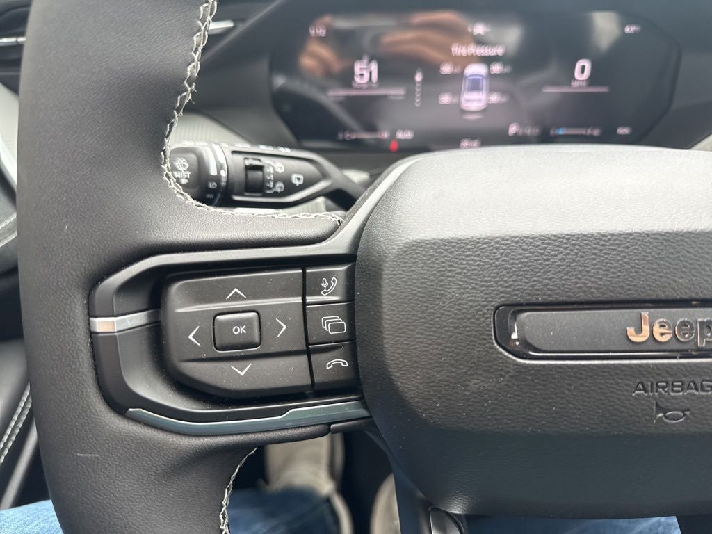 2026 Jeep Cherokee CHEROKEE LAREDO 4X4
