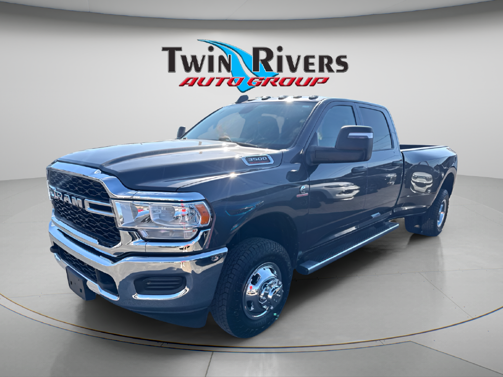 2024 RAM Ram 3500 Tradesman Crew Cab 4x4 8' Box