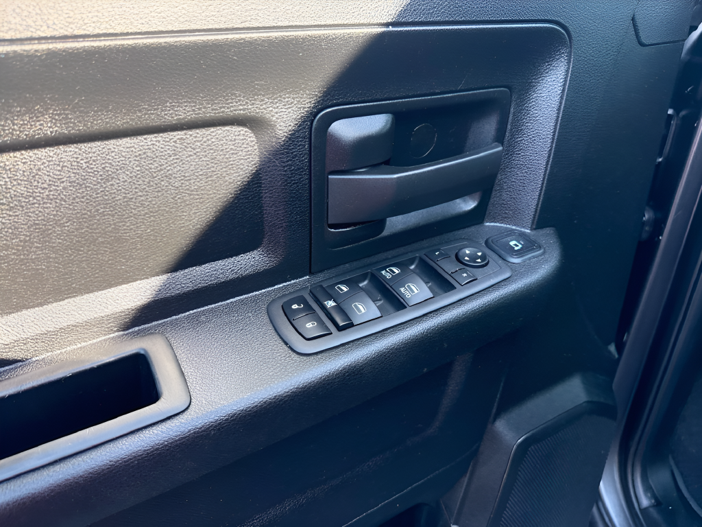 2024 RAM Ram 3500 Tradesman Crew Cab 4x4 8' Box