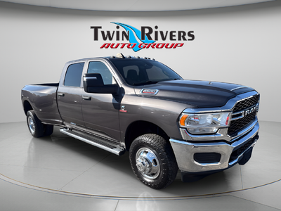2024 RAM Ram 3500 Tradesman Crew Cab 4x4 8' Box