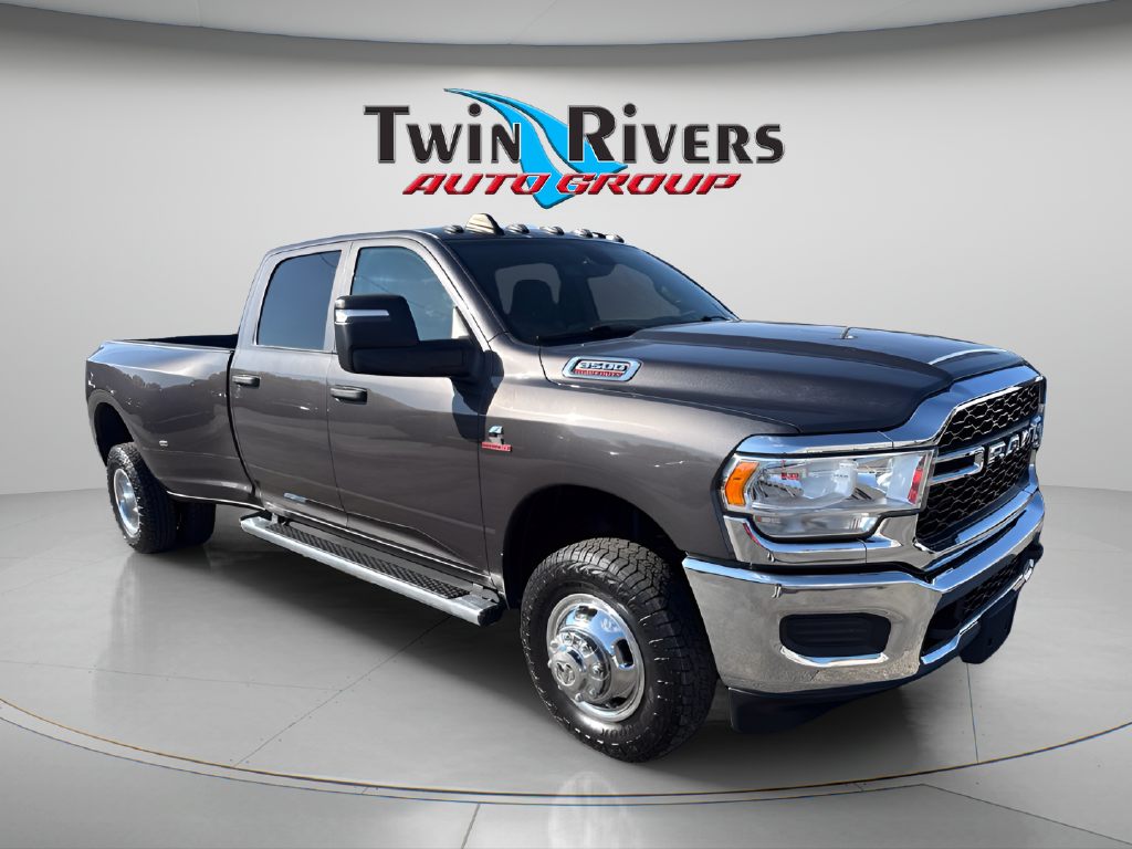 2024 RAM Ram 3500 Tradesman Crew Cab 4x4 8' Box