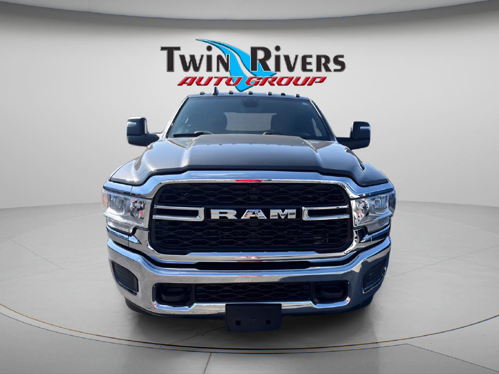 2024 RAM Ram 3500 Tradesman Crew Cab 4x4 8' Box