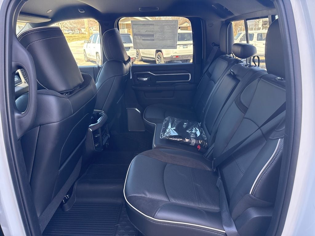 2026 RAM Ram 3500 RAM 3500 LARAMIE CREW CAB 4X4 8' BOX