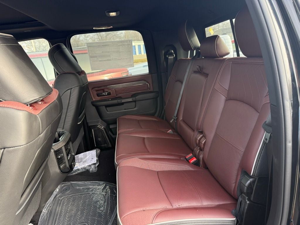 2026 RAM Ram 3500 RAM 3500 LIMITED MEGA CAB 4X4 6'4' BOX