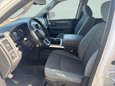 2017 RAM 1500 Big Horn Crew Cab 4x4 5'7' Box