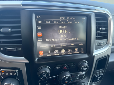 2017 RAM 1500 Big Horn Crew Cab 4x4 5'7' Box