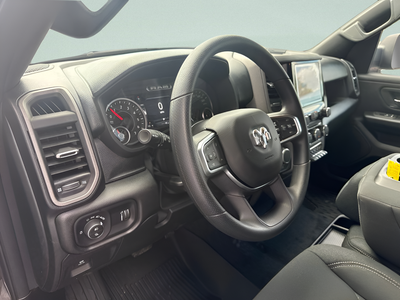 2026 RAM 1500 RAM 1500 WARLOCK CREW CAB 4X4 5'7' BOX