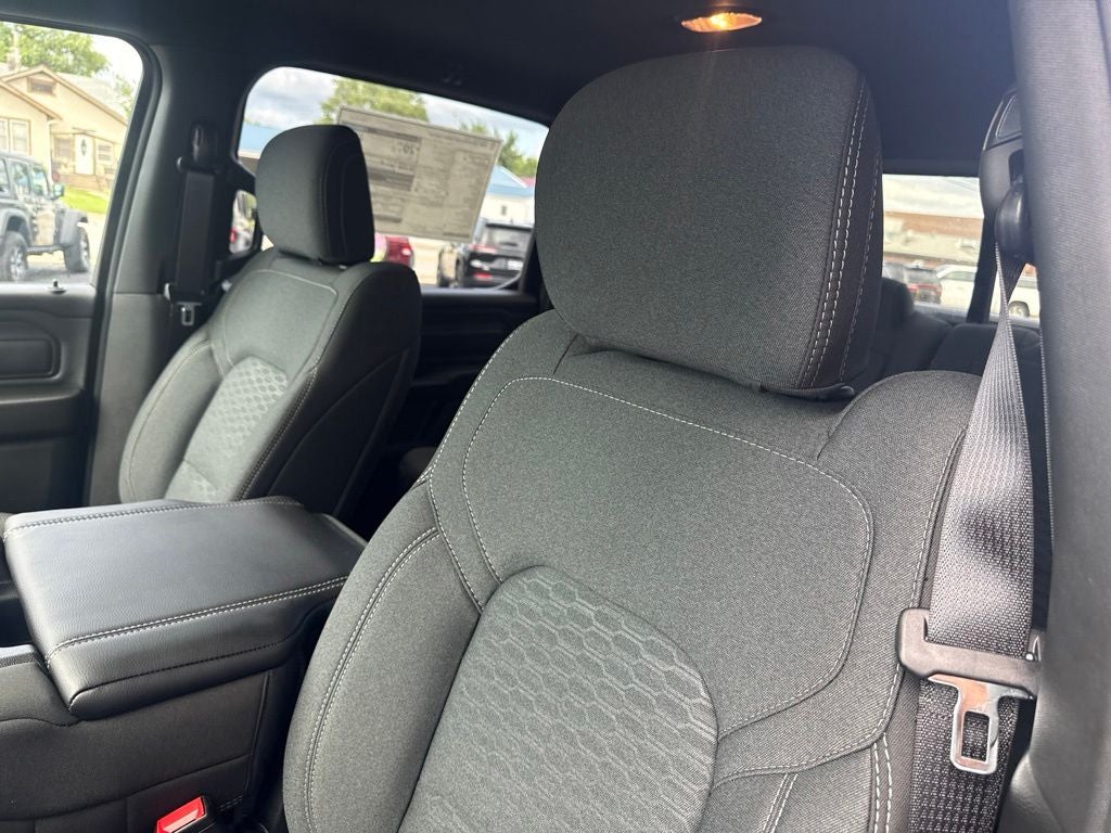 2026 RAM Ram 1500 RAM 1500 WARLOCK CREW CAB 4X4 5'7' BOX