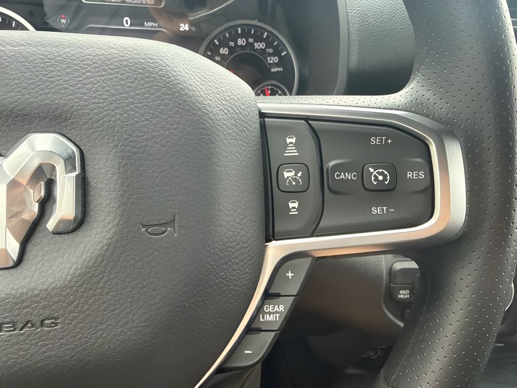 2026 RAM 1500 RAM 1500 WARLOCK CREW CAB 4X4 5'7' BOX