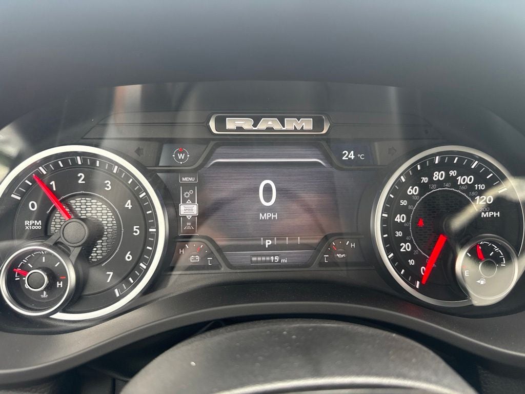 2026 RAM Ram 1500 RAM 1500 WARLOCK CREW CAB 4X4 5'7' BOX