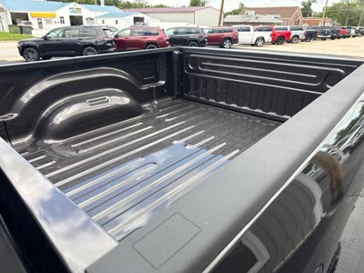 2026 RAM Ram 2500 RAM 2500 BLACK EXPRESS CREW CAB 4X4 6'4' BOX