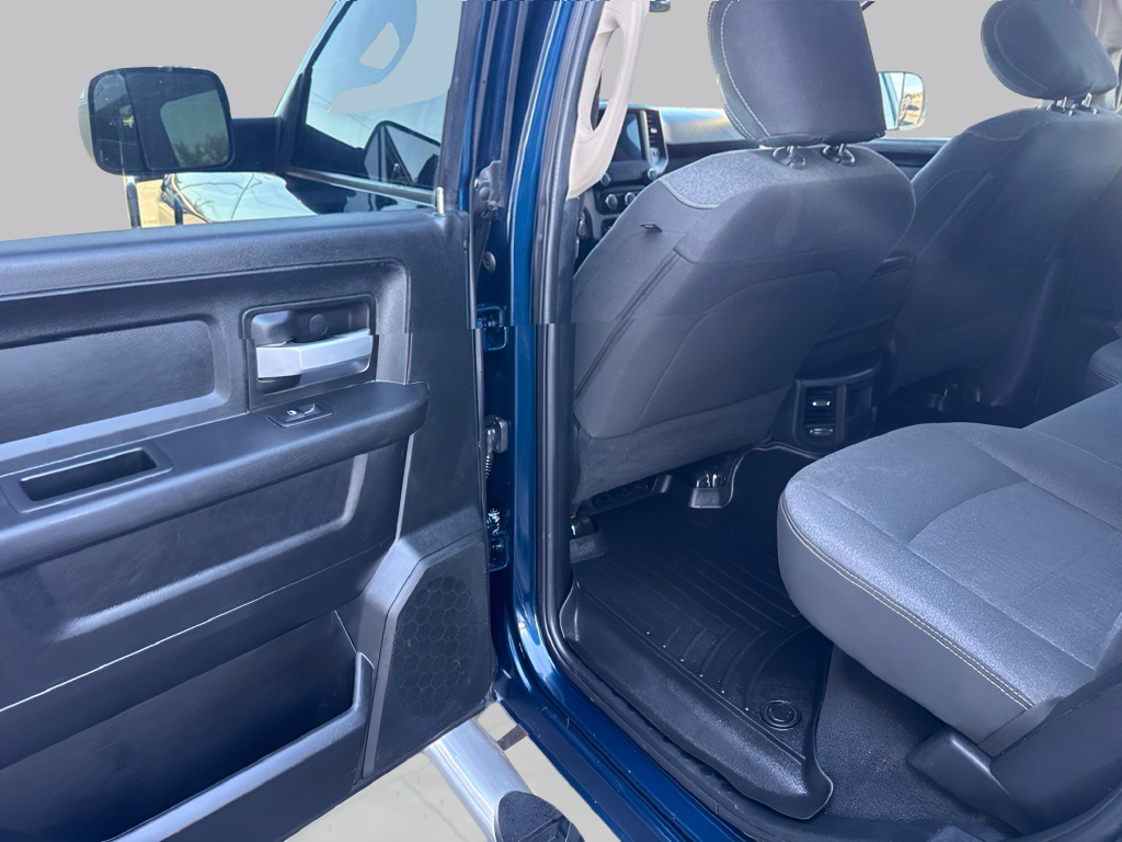 2019 RAM Ram 2500 Tradesman Crew Cab 4x4 6'4' Box