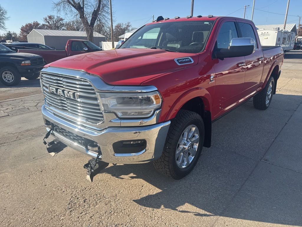 2019 RAM 2500 Laramie Crew Cab 4x4 6'4' Box