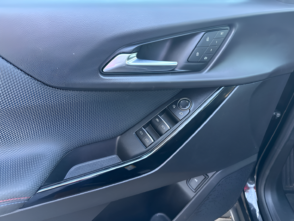 2025 Chevrolet Equinox FWD RS