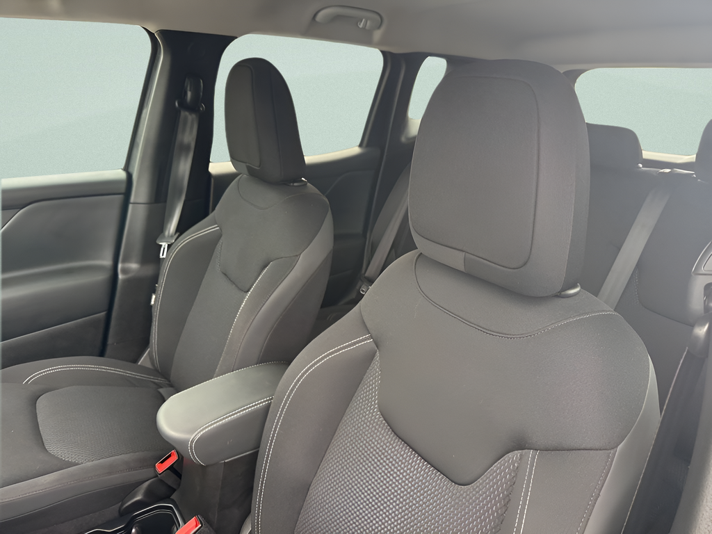 2023 Jeep Renegade Latitude - Photo 8